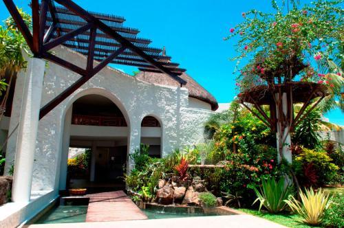 Hotel Casuarina Resort And Spa