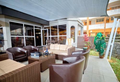 Gold Crest Hotel
