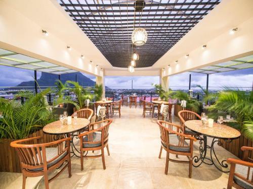 Palms Hotel