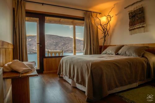 Mallin Colorado Ecolodge