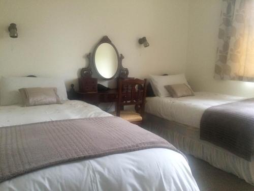 Bed & Breakfast Whitestream House