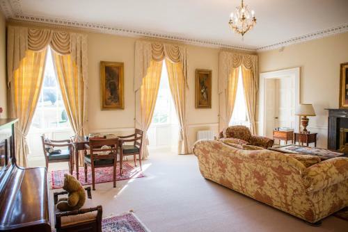 Hostal Crosshaven House
