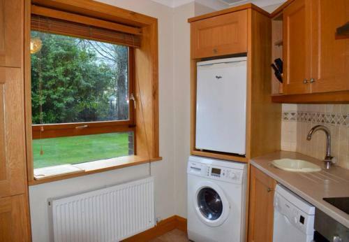 1 Bedroom Ballsbridge Apartment Sleeps 2