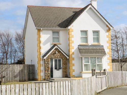 8 Culdaff Manor, Culdaff
