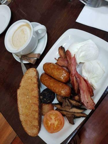 Hostal The Enniskerry Inn