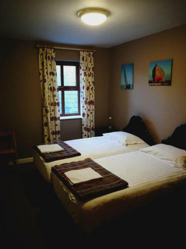 Hostal Caitin's