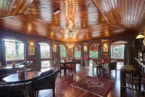Cedar Lodge Hotel - Ireland