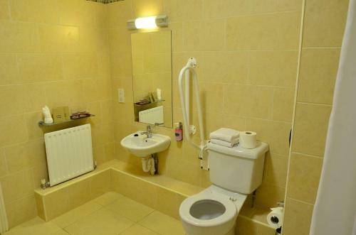 Cooneys Hotel