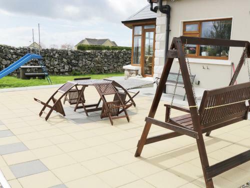 A Country View Cottage, Turloughmore