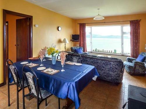 Rossbeigh Beach Cottage No 6, Glenbeigh