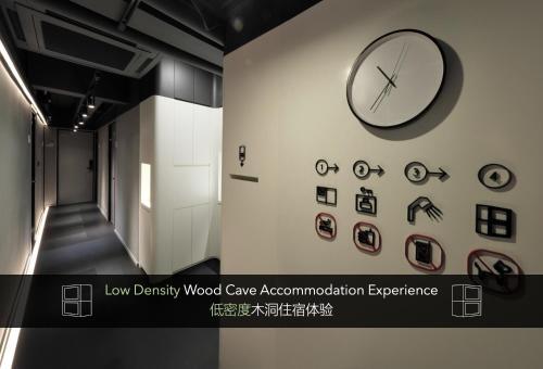Roomlord - Capsule Hotel (formerly Vee Inn)
