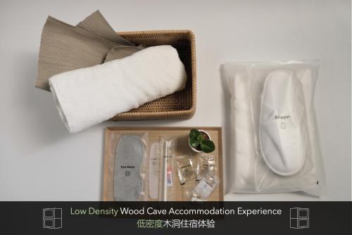 Roomlord - Capsule Hotel (formerly Vee Inn)