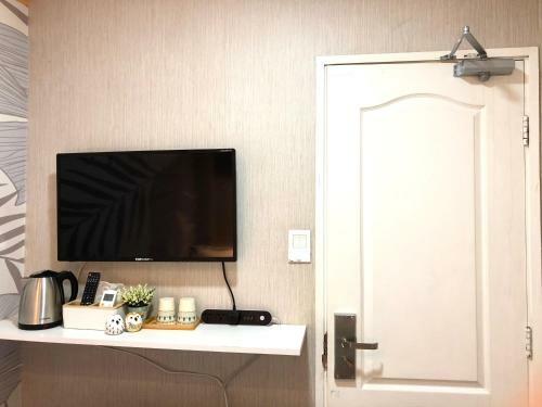 Owl Hostel