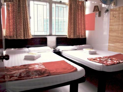 Hostal Traveller's Hostel