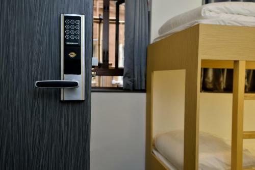 Hostal Atlas Hostel & Backpackers