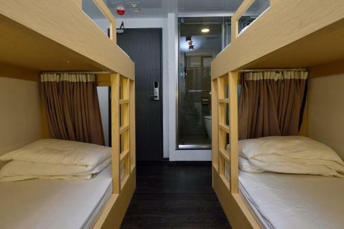 Hostal Atlas Hostel & Backpackers