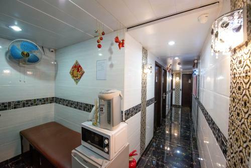 Hostal J's Inn