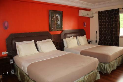Posada Zambezi Inn Hotel