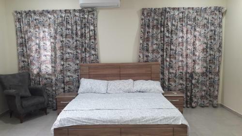 Apartamento Queenly 4 Bed - Trassacco