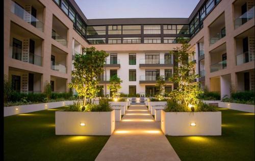 Studio Apartment At The Embassy Gardens