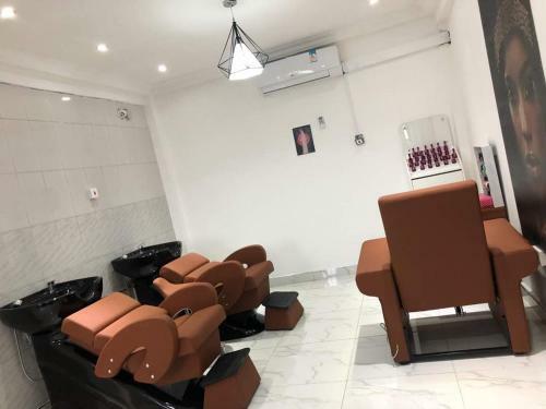 Jlw Hostels