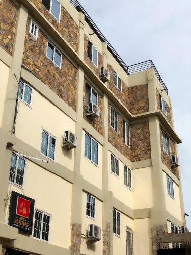 Jlw Hostels