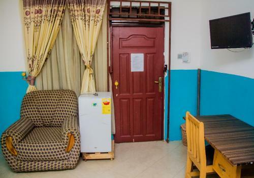 Hostal Elizz Guest House