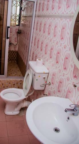 Hostal Elizz Guest House