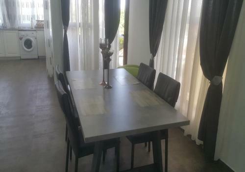Executive 3 Bedroom Apartment