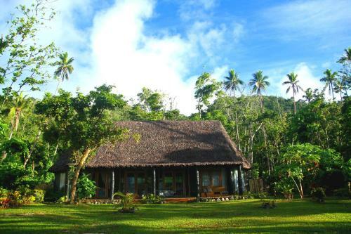 Hotel Waruka Bay Resort