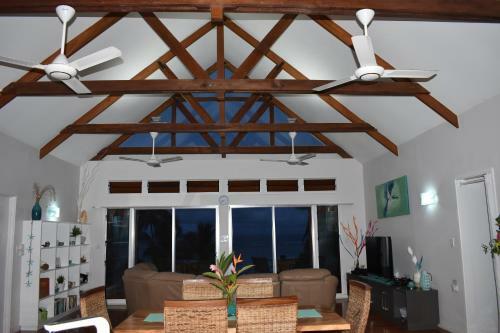 Island Breeze Fiji