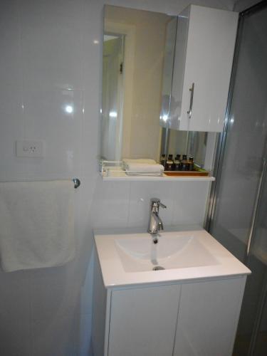 Nadi Airport Apartments
