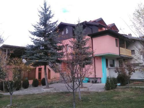 Hostal Villa Lilia