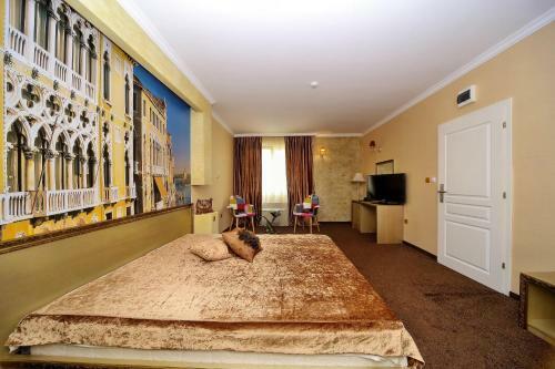 Hotel History