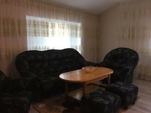 Hostal Elenite Guesthouse