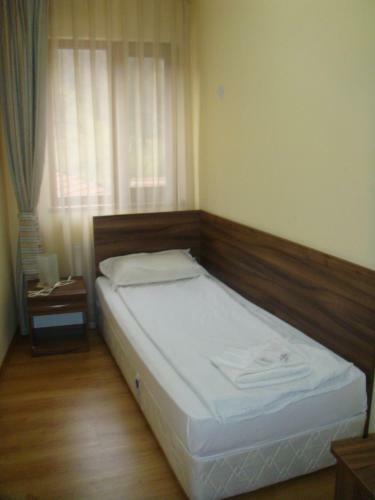 Hostal Hera Guest House