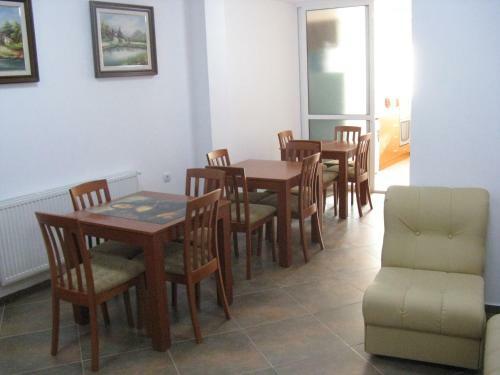 Hostal Hera Guest House