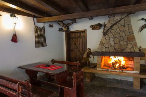 Hostal Hera Guest House