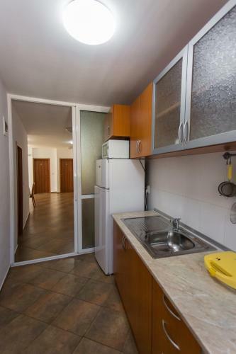 Hostal Hera Guest House