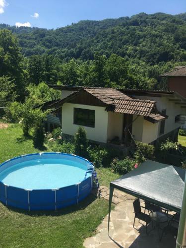 Hostal Guest House Rest