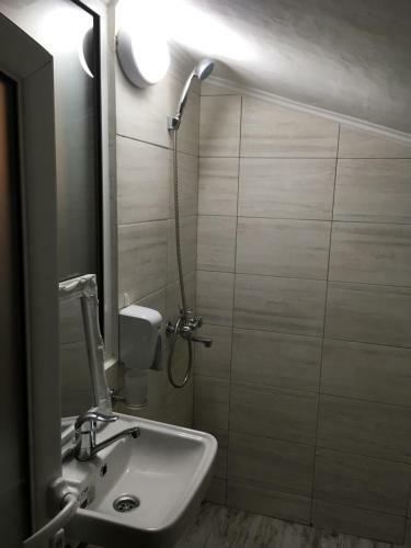 Hostal White Guest House 2