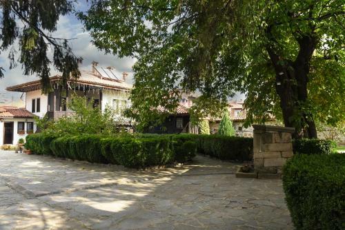 Djudjeva Kyshta Hotel