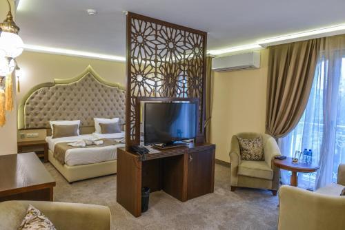 Sahara Hotel