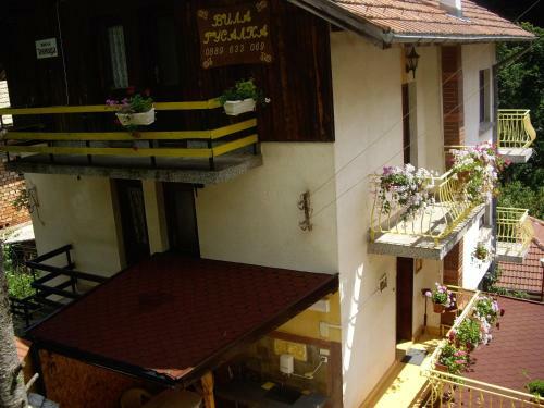 Hostal Guest House Rusalka