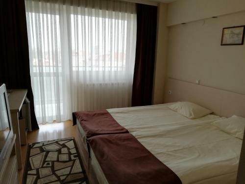Heat Complex Family Hotel