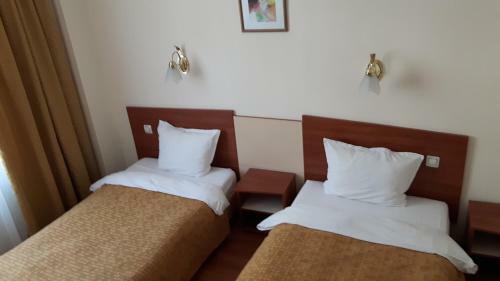 Primavera 2 Hotel