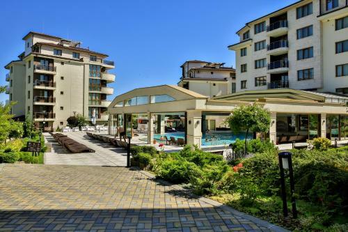 Al Rial Beach Apartments