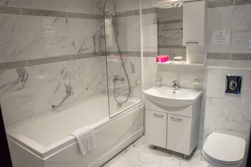 Long Beach Hotel & Spa