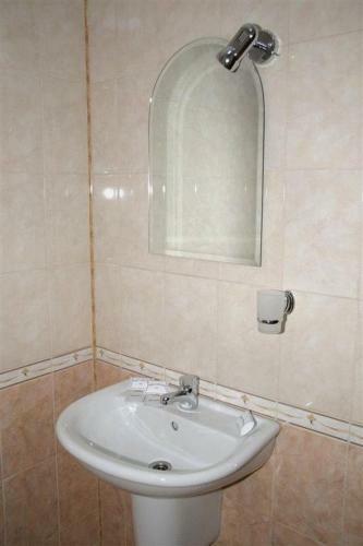 Family Hotel Elena