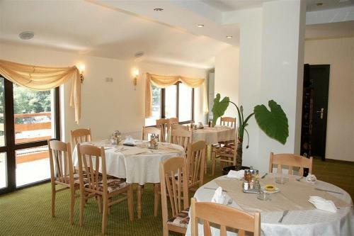 Family Hotel Elena